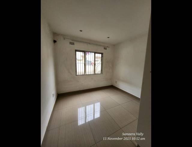 2 BEDROOM PROPERTY TO RENT IN OVERPORT